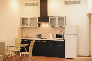 Гостиница Гранд Отель Аквамарин Ру Севастополь Люкс с кухней с видом на город-6