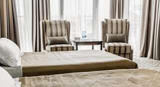 Гостиница Аквамарин Курортный Комплекс Севастополь Улучшенный двухместный номер с 2 отдельными кроватями и видом на море-6