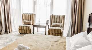 Гостиница Аквамарин Курортный Комплекс Севастополь Улучшенный двухместный номер с 1 кроватью и видом на море-3